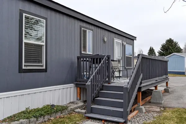 19625 E Wellesley #30 Ave, Otis Orchards, WA 99027