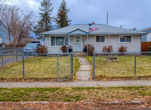 1223 E Olympic Ave, Spokane, WA 99207