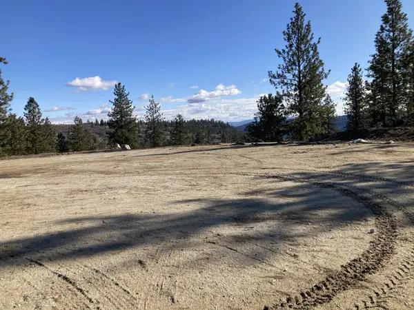 15209 N Cliff Ln, Spokane, WA 99208