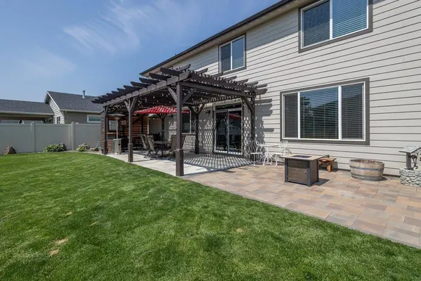 19830 E Snake River Ave, Liberty Lake, WA 99019