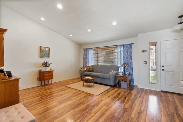 1712 N. Corbin Ln, Greenacres, WA 99016