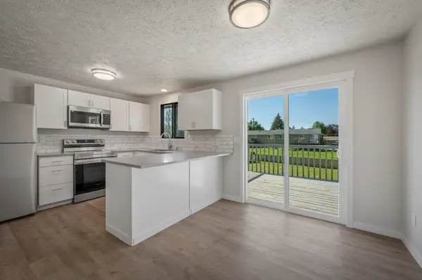 10820 E Nora Ave, Spokane, WA 99206