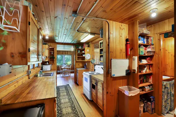331 N Stateline Rd, Newport, WA 99156