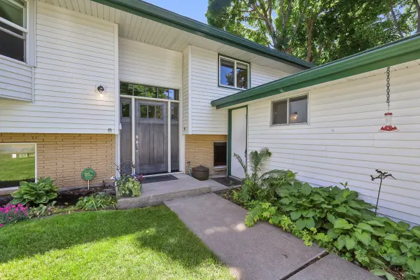 445 N 5TH St, Cheney, WA 99004