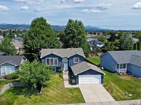 1710 N McMillan Ln, Greenacres, WA 99016