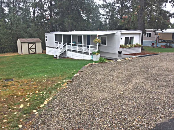34124 N Newport #26 Hwy, Chattaroy, WA 99003