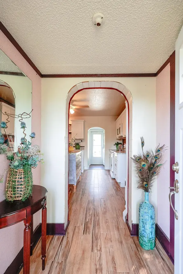 101 E Lake Ave, Rockford, WA 99030