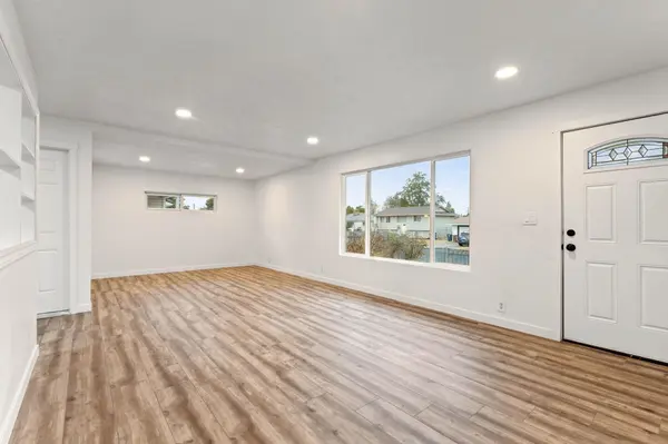 2128 E Rich Ave, Spokane, WA 99206