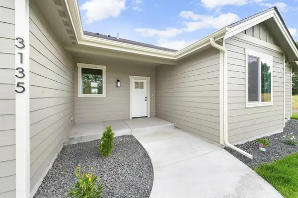 3135 Normal Park Rd, Cheney, WA 99004