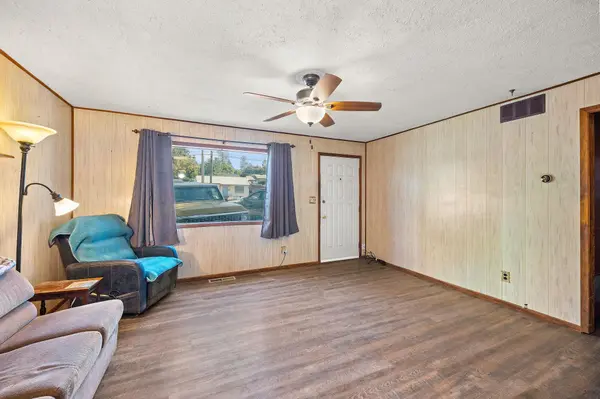 5817 N Driscoll Ave, Spokane, WA 99205