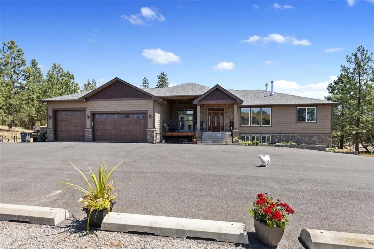 6609 E Sanzy Ln, Spokane, WA 99217