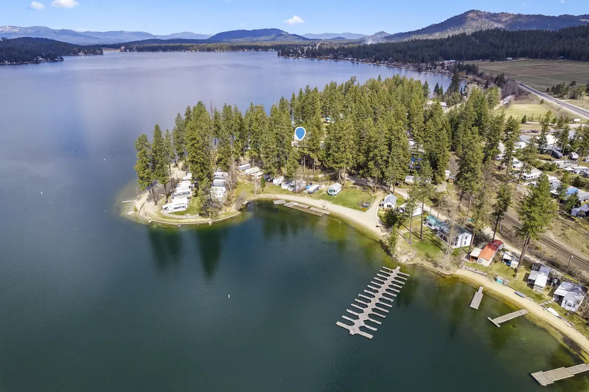 41000 Granite Point Rd #Sp C-4, Loon Lake, WA 99148