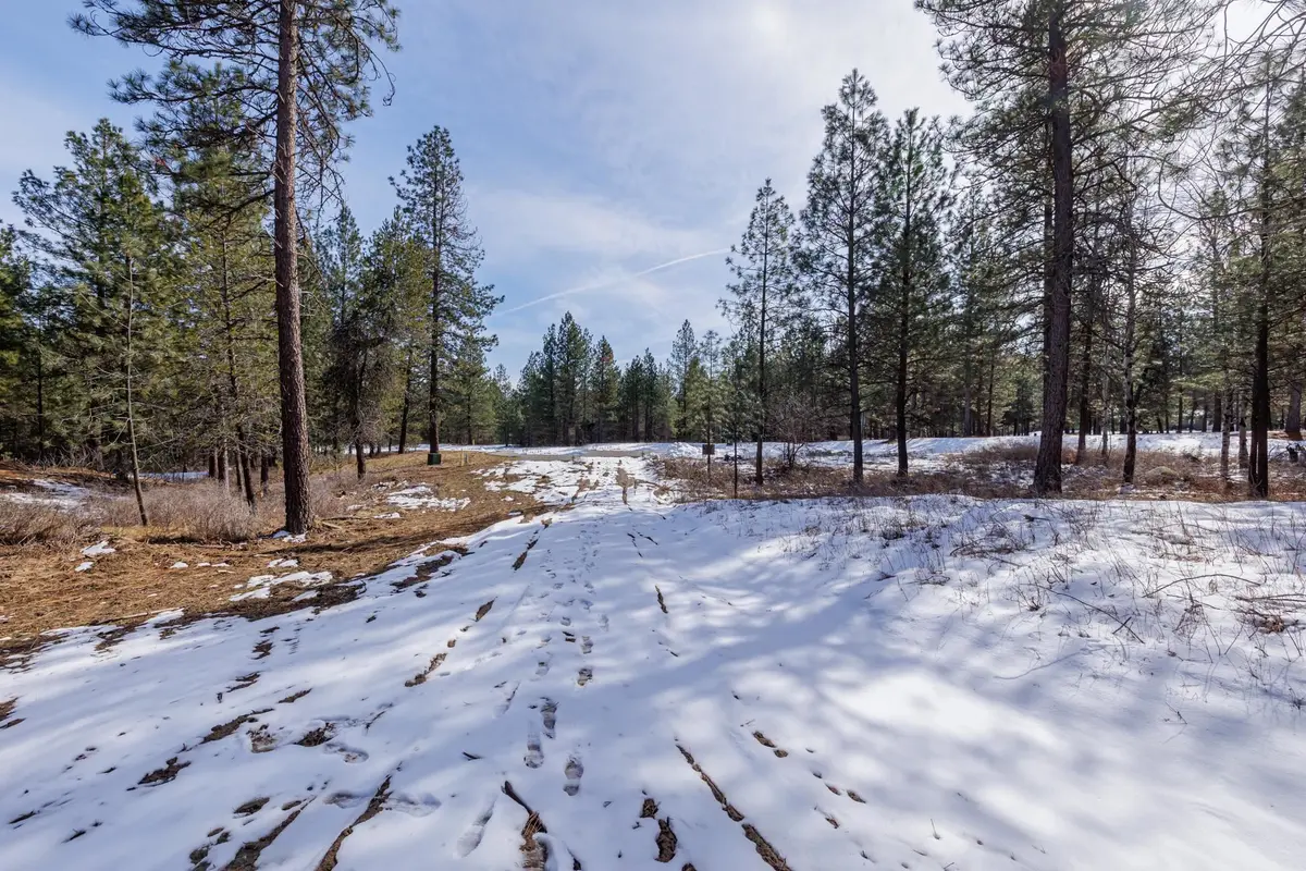 1401 E North Park Ln, Deer Park, WA 99006