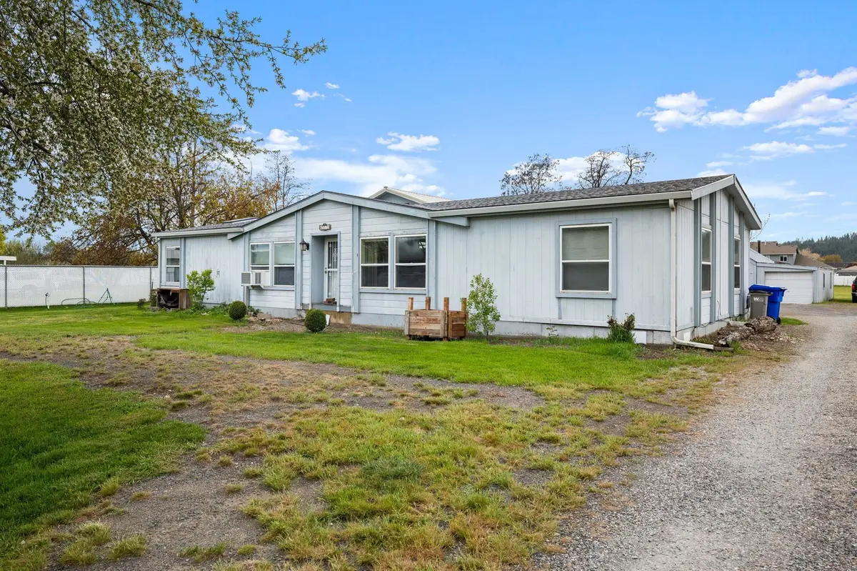 5021 N Evergreen Rd, Spokane, WA 99216