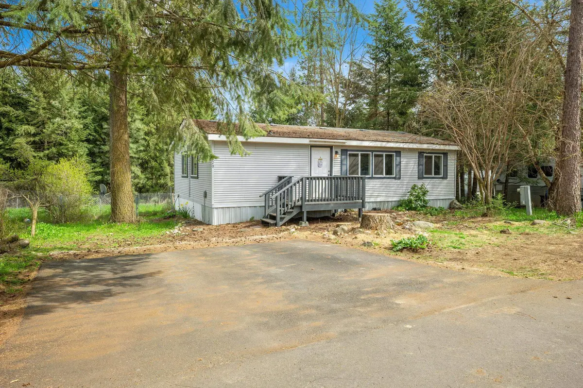 35312 N Newport Hwy ##220, Chattaroy, WA 99003