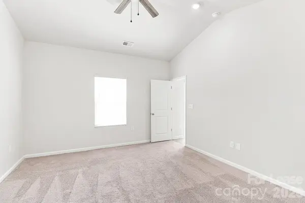 124 Lightning DR, Shelby, NC 28152