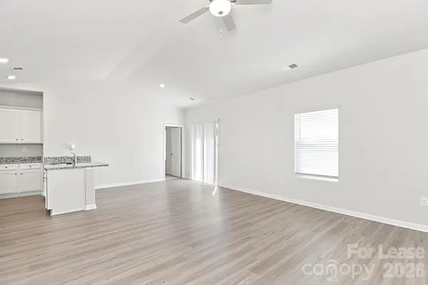 124 Lightning DR, Shelby, NC 28152