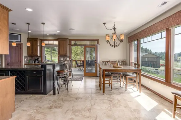 7814 S Ellis Rd, Spokane, WA 99223