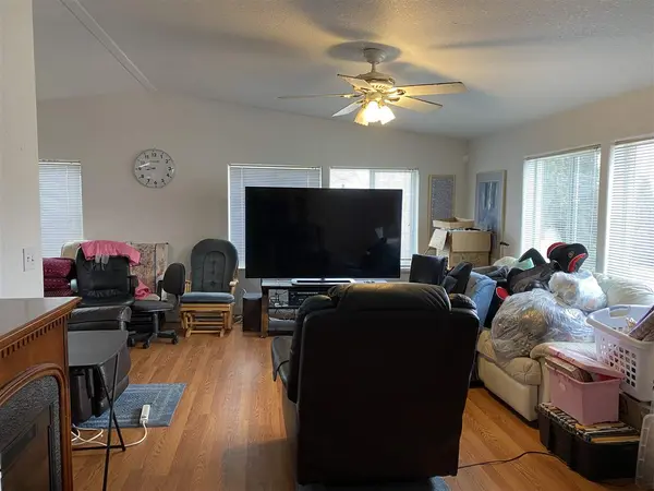 612 N Shamrock Rd, Spokane Valley, WA 99037-8538
