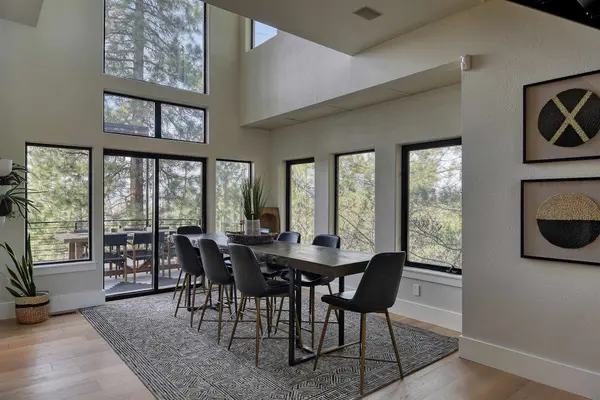 621 N Dunbarton Oaks Ln, Liberty Lake, WA 99019