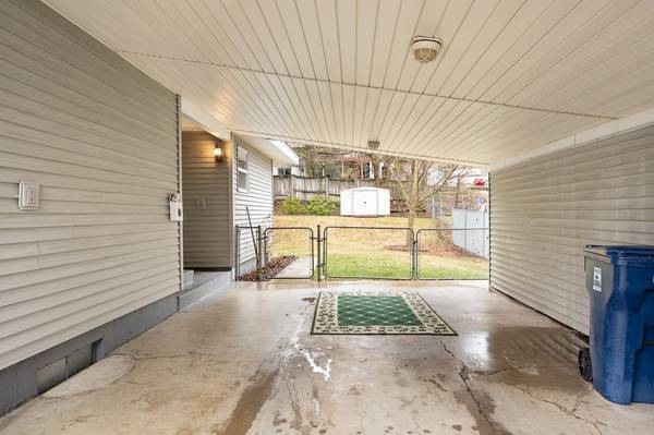 3906 E 15th Ave, Spokane, WA 99223-5243