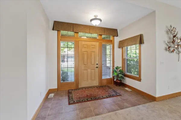 2620 S Grape Tree Dr, Spokane, WA 99203