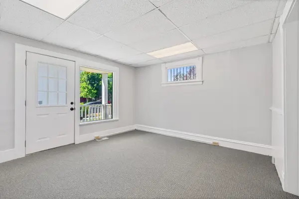 1848 W Broadway Ave, Spokane, WA 99201