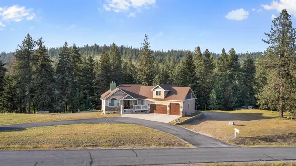 21909 E Harvard Vistas Ln, Newman Lake, WA 99025
