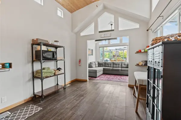 18617 W Williams Lake Rd #Unit 9, Cheney, WA 99004