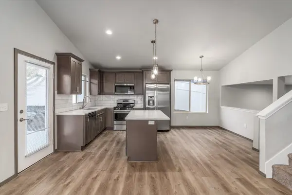3354 N Howard St, Spokane, WA 99205