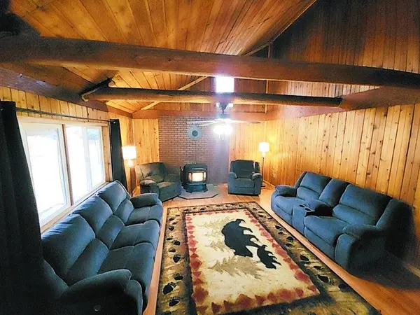 19 Sasquatch Ln, Inchelium, WA 99138-0000