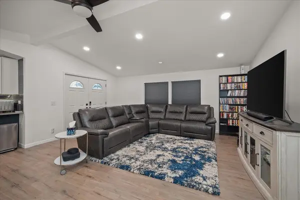 504 S Coach Ct, Spokane Valley, WA 99016