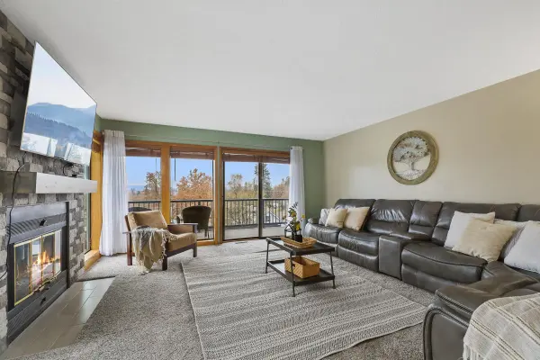 1510 W Cora Ct, Spokane, WA 99205