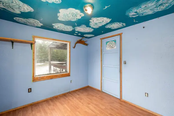 1221 Northshore Diamond Lake Rd Newport, WA 99156