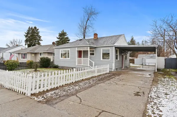 5423 N Hawthorne St, Spokane, WA 99205