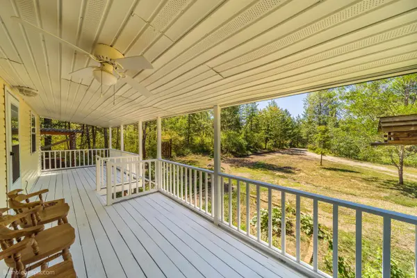 5002 Camden Rd, Newport, WA 99156