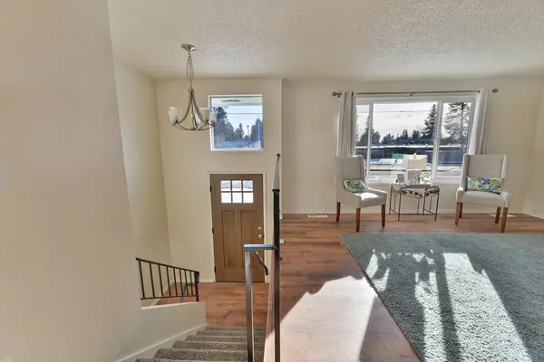 607 E C St, Deer Park, WA 99006