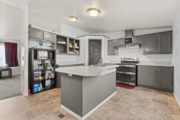 735 W 1st St #Unit 20, Cheney, WA 99004