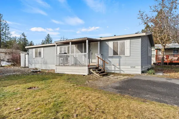 735 W 1st St #Unit 20, Cheney, WA 99004