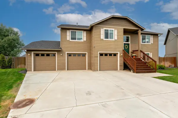 802 S Quamash Ct, Spokane, WA 99224-5169