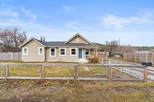 4915 E Buckeye Ave, Spokane, WA 99217