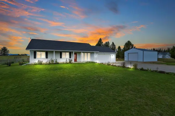 40415 N Sunnyside Ln, Deer Park, WA 99006