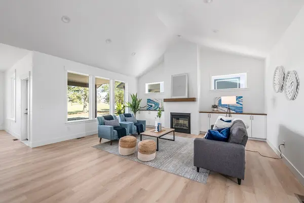 1109 N COUNTRY CLUB Dr #10, Deer Park, WA 99006