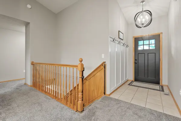 6833 N Royal Ln, Spokane, WA 99208