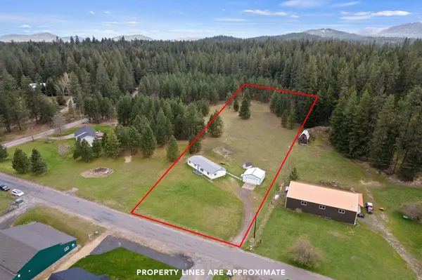 25015 E Hauser Lake Rd,  Newman Lake,  WA 99025
