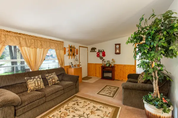 31 S Fern Ln, Cusick, WA 99119
