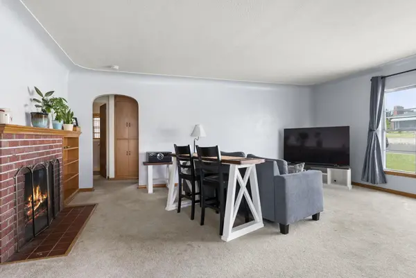 206 E 6th St, Lind, WA 99341