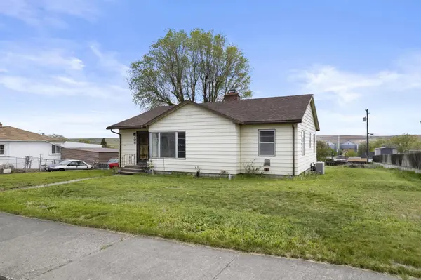 206 E 6th St, Lind, WA 99341