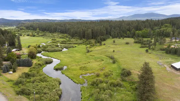 4021 E Chattaroy Rd, Chattaroy, WA 99003
