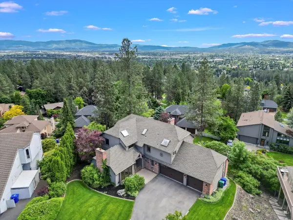 7814 E Woodview Dr, Spokane Valley, WA 99212